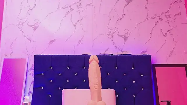 Dakotaa_Johnson