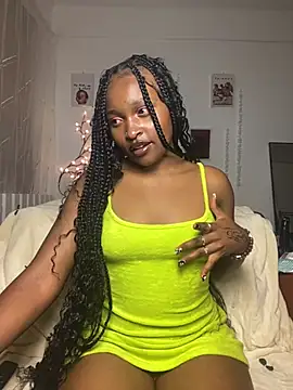 Ashlleiigh live cam on StripChat