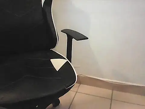 Yorel1109- live cam preview