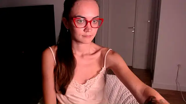 EvelynGG webcam