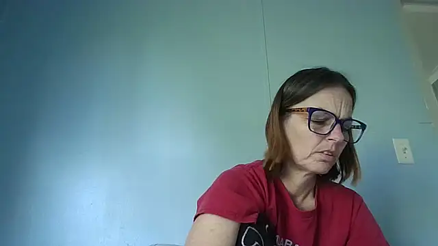 bamalove80 live cam on StripChat