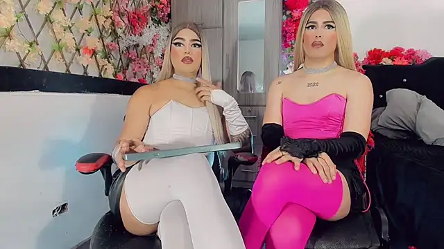 Thiara_veky_ webcam