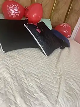 samantha_bigtits webcam