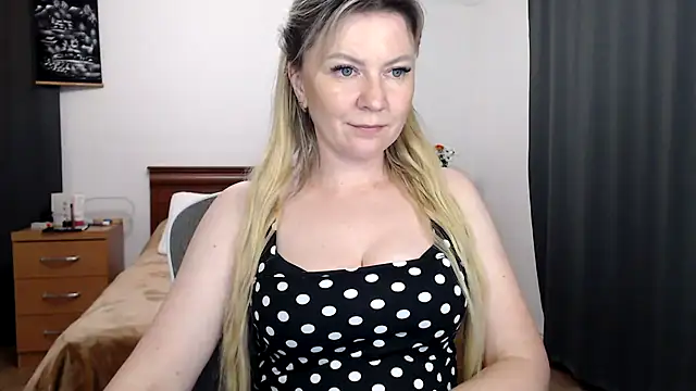 ParadiseAlina webcam