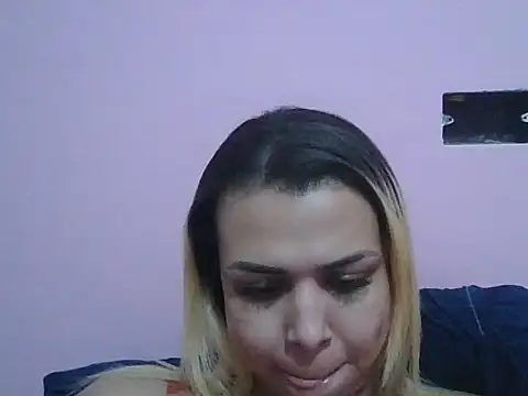 marcellyfiori (T young) - 1000tk fico peladinha e gozo gostoso