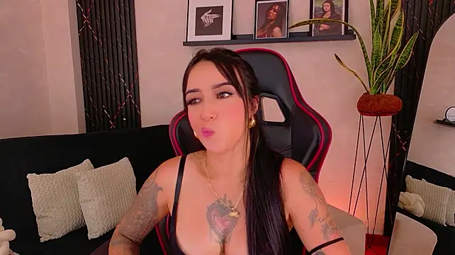 EmmyEvans1 webcam