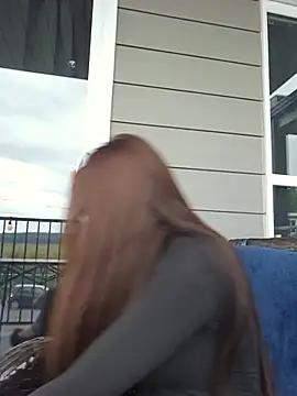 lilyorion (F young) - Titties Out 10 Minutes!