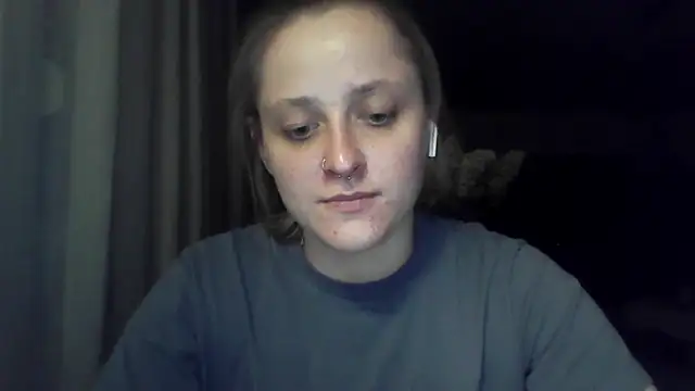 LeaWetGirl webcam