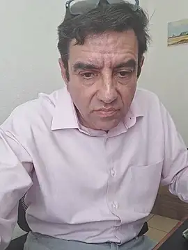 FernandoReuter7 live cam on StripChat