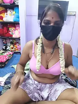 Tamil_Ishu webcam