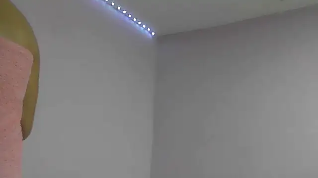 alexiaross96 live sex cam