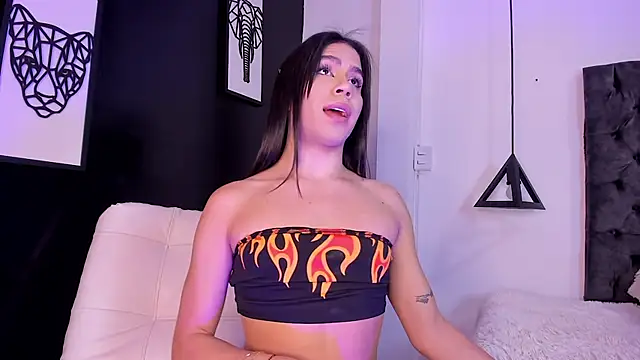 sophia_velarie77 webcam