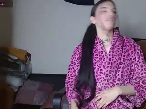 Scarlett_crastrawberry webcam