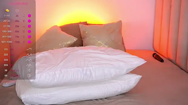 AishaSins webcam