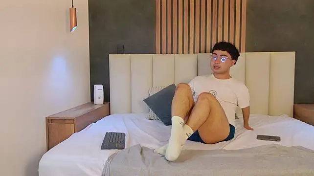 Sam_Velvett webcam