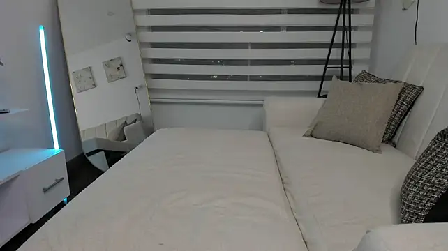 Ori_valentina webcam