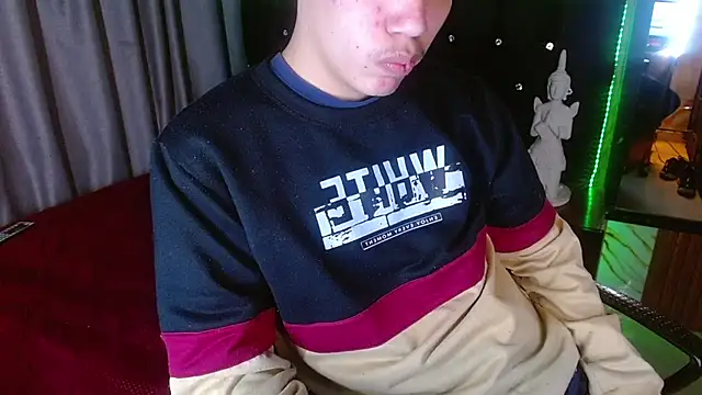 haku_nayro webcam