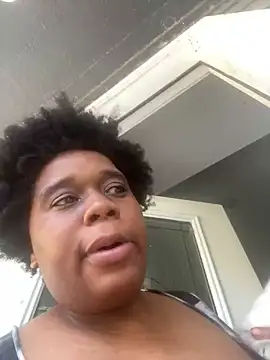 bigmama_deshayyy webcam