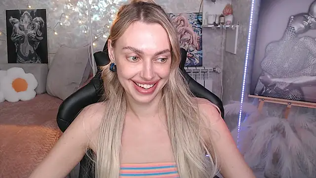 NickyAdamidi webcam