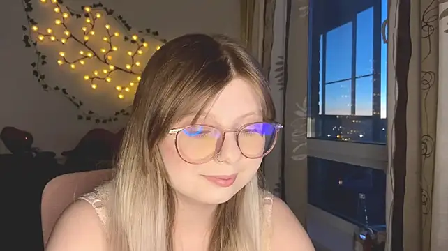 YukiBlush webcam