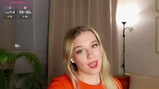 AliceSpice webcam