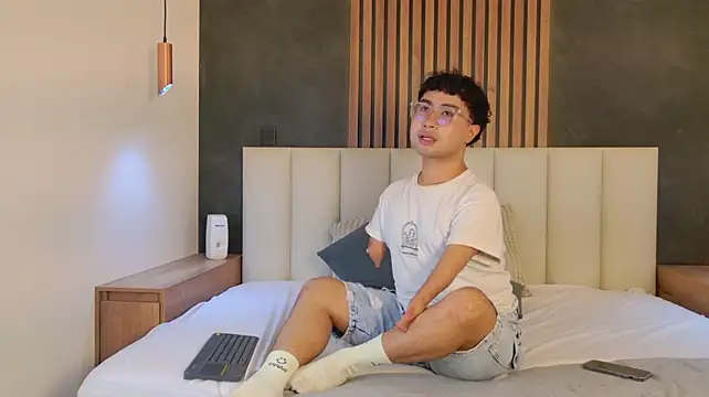 Sam_Velvett webcam
