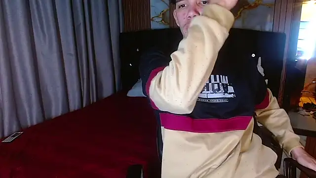 haku_nayro webcam