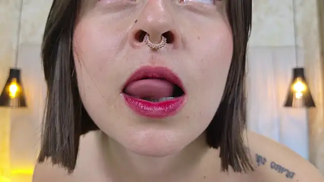 Carrie_GB webcam