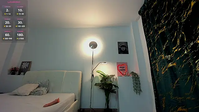 innocent_eva1 webcam