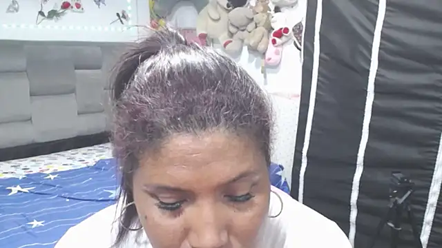 Sharloth_milf