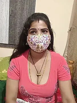 Devi_Tina live cam on StripChat