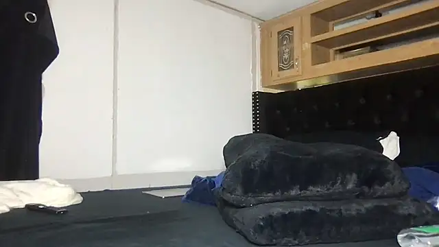 SeductiveMiahBrown webcam
