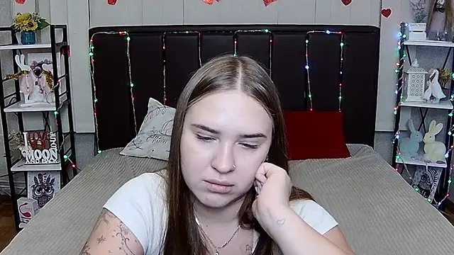 LauraHlot