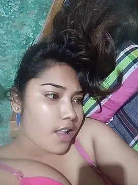 nusrat-90 (F young) - Lip show