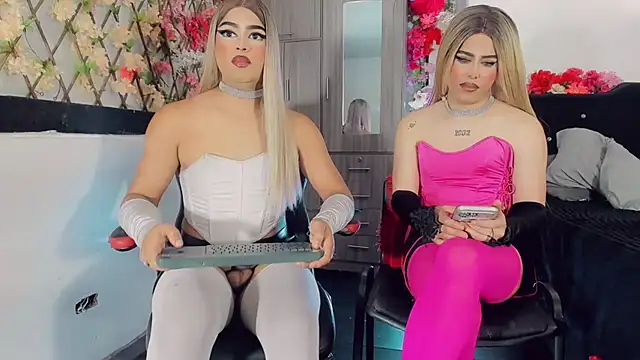 Thiara_veky_ webcam
