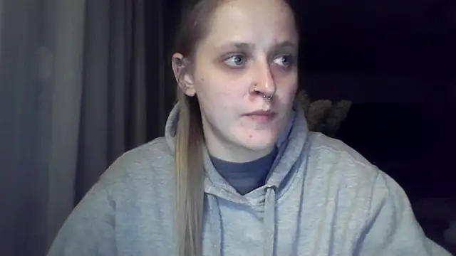 LeaWetGirl webcam
