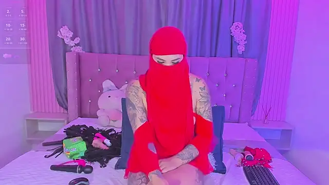 Nayla-Mouna webcam
