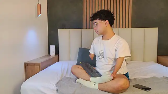 Sam_Velvett webcam