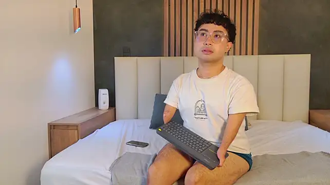 Sam_Velvett