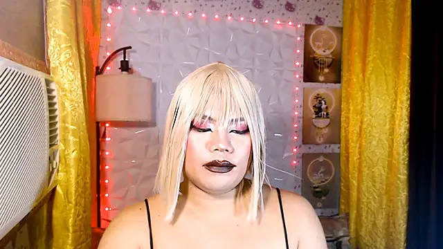 TSbrianaHugeCock