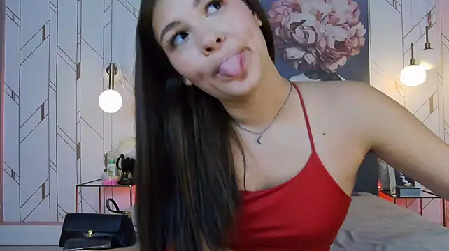 Leyla_Sparks webcam