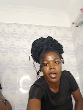 Black_prettty webcam