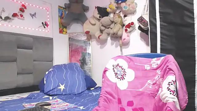 Sharloth_milf webcam