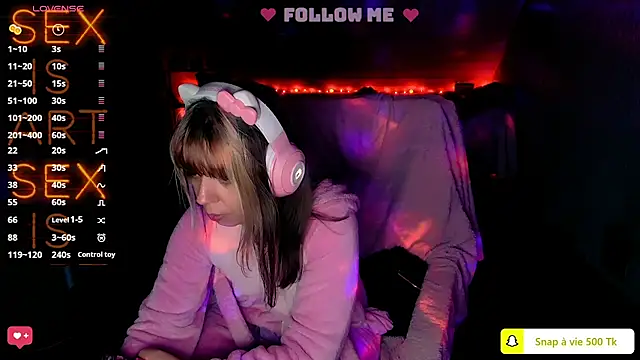 Bambi_Nighht_22 live cam on StripChat