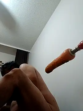 deepinsideme68 live cam on StripChat