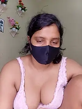 Rose-luckey webcam