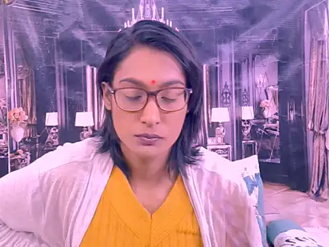 IndianRebel4u2Luv webcam
