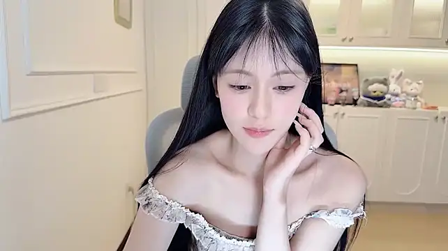 xxxlovexiner webcam