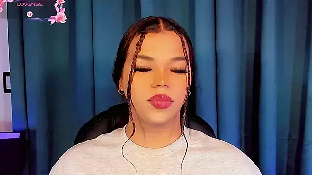 Keira_Fox31 webcam