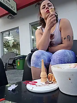 Rebelchocolate webcam